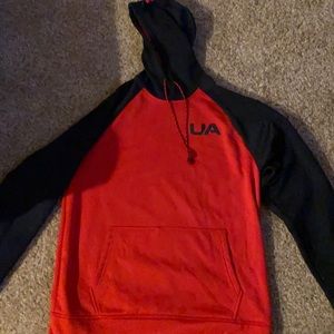 Under Armour, sweatshirt, size medium